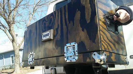 rigtimeband's tweet photo. HUGE thanks to Ragnarok Cabs for this custom headcase!! This thing is a heavy duty beast and it's damn pretty. Hit up up Dustin if you ever need a custom cab, case or quality woodwork done for an idea you have. He'll take good care of you. https://t.co/Wo2zrRQdb6