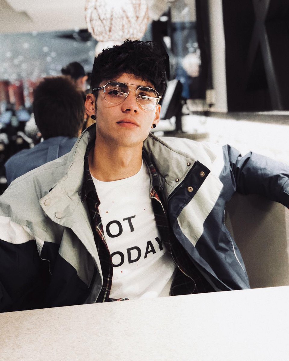 MexicanCodersMX's tweet photo. .@soyalannavarro vía Instagram hace unos momentos -💿💿💿💿-
-Jxs https://t.co/MOomBf6g8v