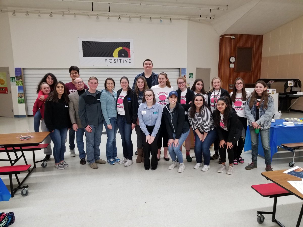 ORFBLABMVP's tweet photo. Had an amazing time speaking at my chapter's Dessert Forum with people for Vale and Nyssa chapters! https://t.co/FUP6ErHa5N
