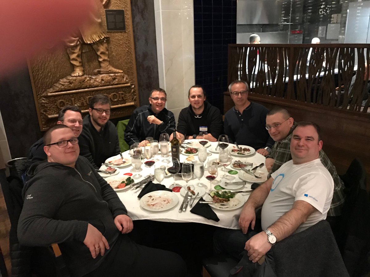 Hyper-V-Server Blog tweet media