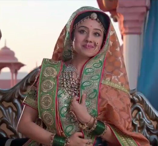 JodhaakbarF's tweet photo. Good morning tweeps
#FridayFeeling seems to be great with Akdha 👌😍😘
@RajjatTokas @paridhiofficial @jasminegrewal98 https://t.co/7flH9cnO8B