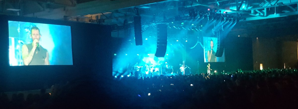 skippyn8's tweet photo. Things I learned in the last two hours:
1 - @adamlevine and @maroon5 are legit talented.
2 - and apparently so is @USUBasketball.
#X4summit2018 #MWMadness #AggiesAllTheWay https://t.co/T86XglqwTN