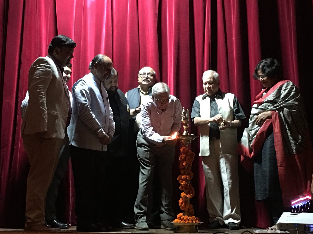 rao_nikitha's tweet photo. Lamp lighting ceremony! #PRCI #YCC #PRCItweets https://t.co/oX3exKnAwK
