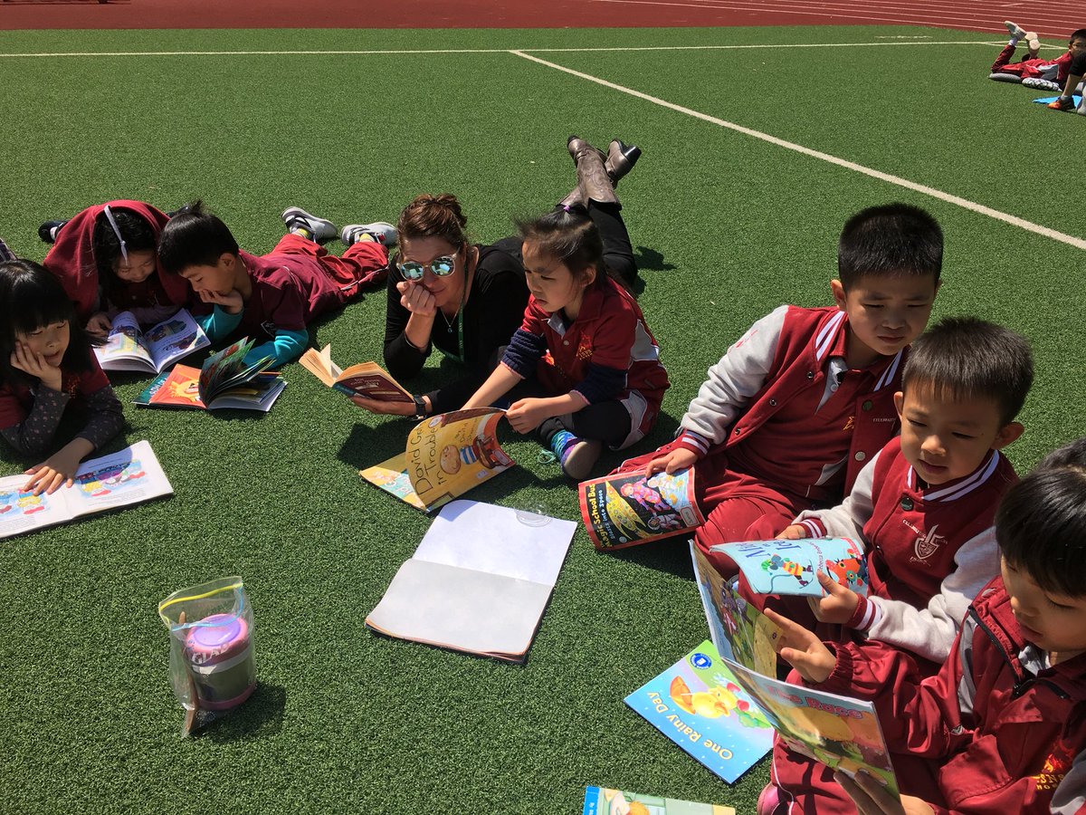 estaffordPYP's tweet photo. Grade 1 - Grade 12 is next for the Read A Thon at @ISNS_School! #GoISNS #pyp https://t.co/zDiM13EjRl