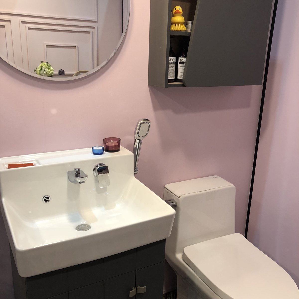 foodncafe's tweet image. 아직은 서운하지! 서울리빙디자인페어 대림바스 부스 사진 또다시 투척!