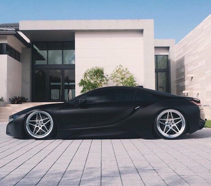 BiIlionaires's tweet photo. Slammed out i8! 🤫 https://t.co/KGbKe5EJSh