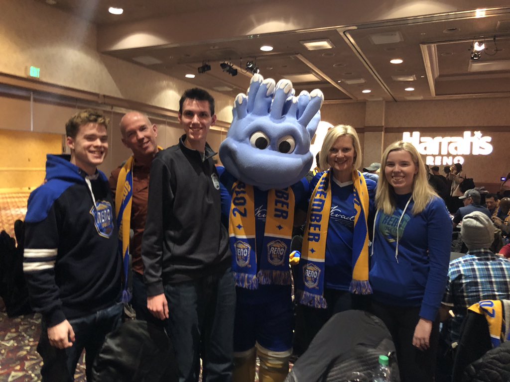 jaredcooper4's tweet photo. Truckee had a great time hanging with @Reno1868FC Season Ticket Holders during the #MeetTheTeam event at @harrahsreno. β½οΈ #AllForOurCity #UnityLoyalty1868 #VamosAzules https://t.co/uLpBfApdDH