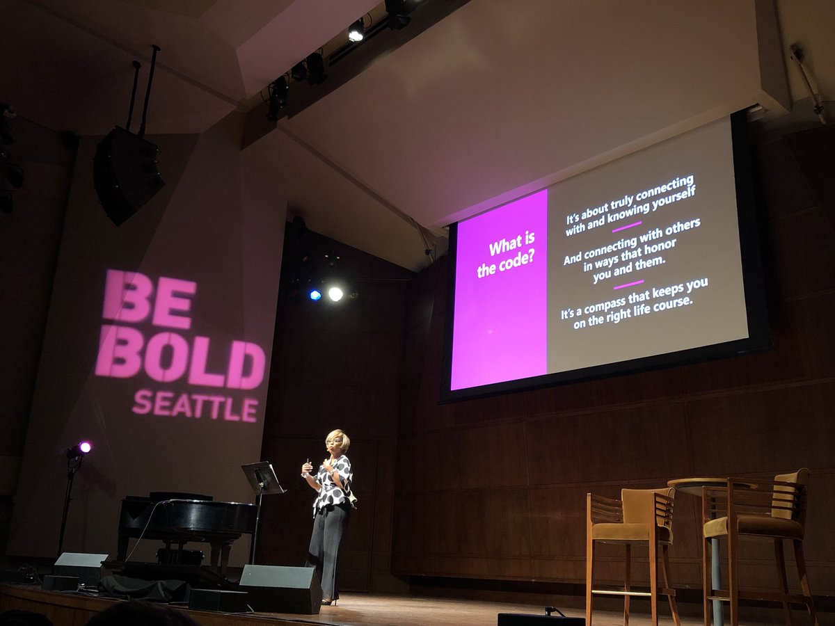 JiawenShi's tweet photo. “Know your value; Teach people how to treat you; Be resilient; EQ (sharpening iron w/ iron); Having Courageous conversations.” @IAmSophiaNelson is on fire! #BeBoldSeattle #InternationalWomenDay2018 #InspiringWomen #womenscode https://t.co/QZyShQwiq7