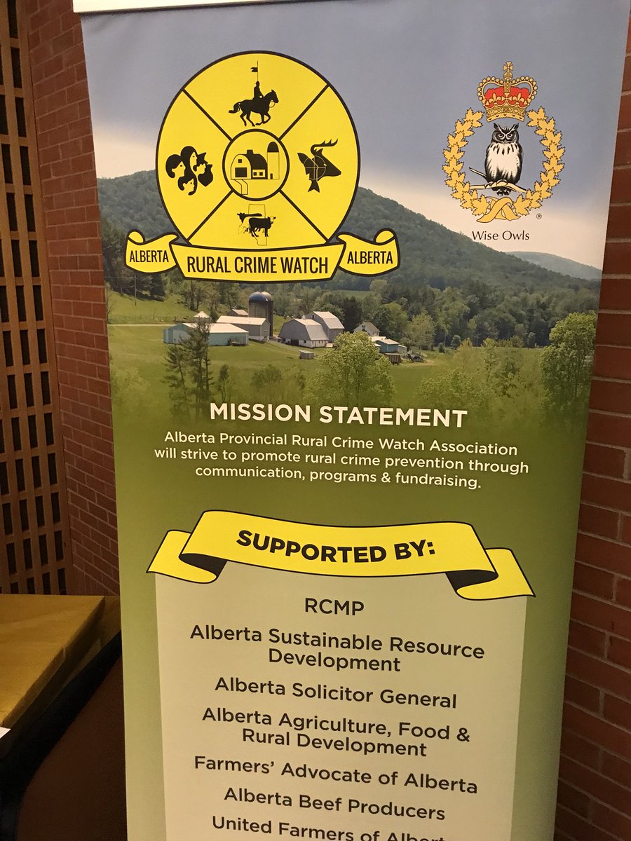 GlenMotz's tweet photo. This afternoon in Bow Island there was strong support for initiating a Rural Crime Watch program in the County of 40 Mile. Rural residents are keen to implement crime prevention initiatives in partnership with the RCMP. Pleased to be able to participate. #mhcw https://t.co/2zHijK2HkN