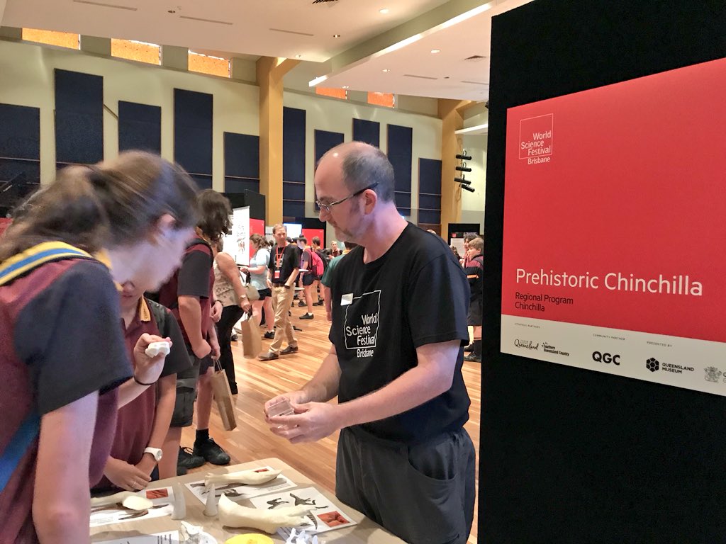 Aussiedinosaurs's tweet photo. #teaching the kids about #prehistoric #Chinchilla @ #WSFB2018 showing off #3d models, #realfossils, history of collecting, collections, mega meat eaters, plant eaters and #3DPrinted bones and teeth. With @fossiljo and @kristraining @qldmuseum https://t.co/tyeZ0YL3pY