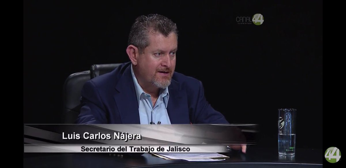 en palabras del Secretarario de la <a href="/STPSJALISCO/">STPS JALISCO</a> el Mtro <a href="/lcnajeragv/">Luis Carlos Nájera Gutiérrez de Velasco</a> "Tenemos en Jalisco un liderazgo moderno de la CTM" en #Ruta44 con @paraleloveinte en <a href="/CANAL44TV/">Canal 44</a> con el tema "El Reto del Salario Digno" la #CTM se suma al proyecto de un mejor México #UnidadYTrabajo