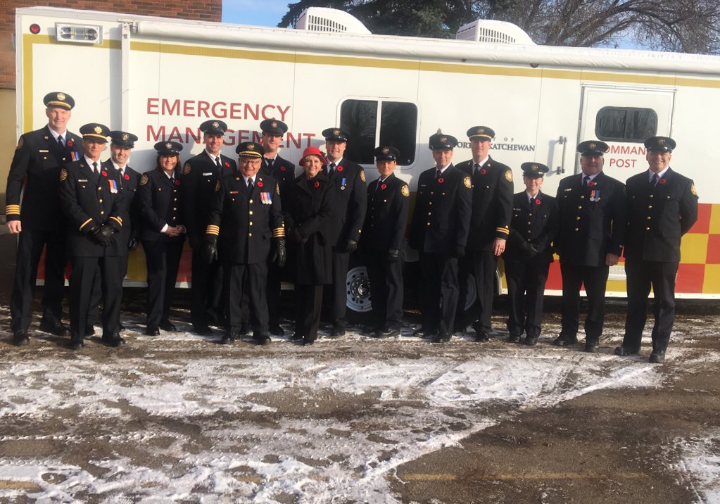 bheesing's tweet image. #internationalwomensday2018  Proud of all the Women of #FortSaskFD in all that they do for the #FortSask community. Thank you for your ongoing commitment to the fire team and family. #teamwork