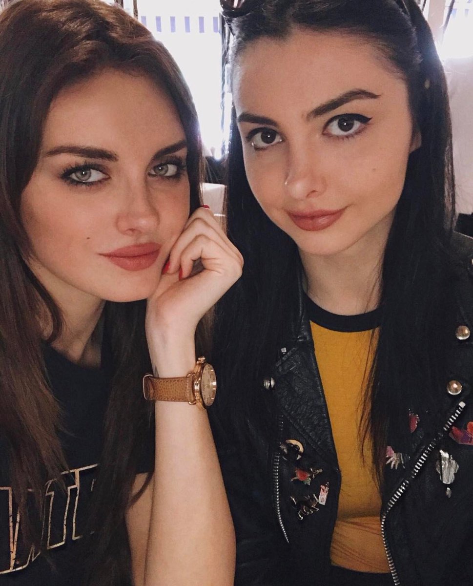 DiabolicHelix's tweet photo. #InternationalWomensDay 

You’re beautiful in every way, don’t forget that lil Georgie. https://t.co/lHR6LIiWUq