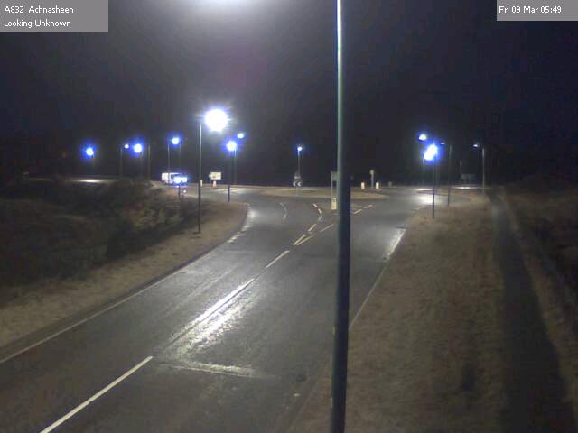 Cold start and end to the day, with ice risk early morning and overnight. Largely dry day, though, with occasional showers which could fall as sleet/snow in places.