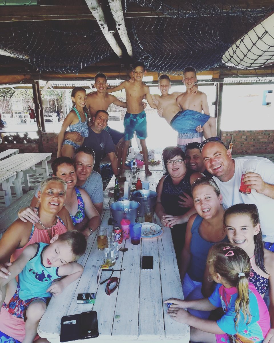 kayabeach's tweet photo. Kaya Beach is the perfect restaurant for the whole family to enjoy. #kayabeach #family #restaurant #beachvibes #theislandexperience #somethingdifferent https://t.co/gCHOw5QI2l