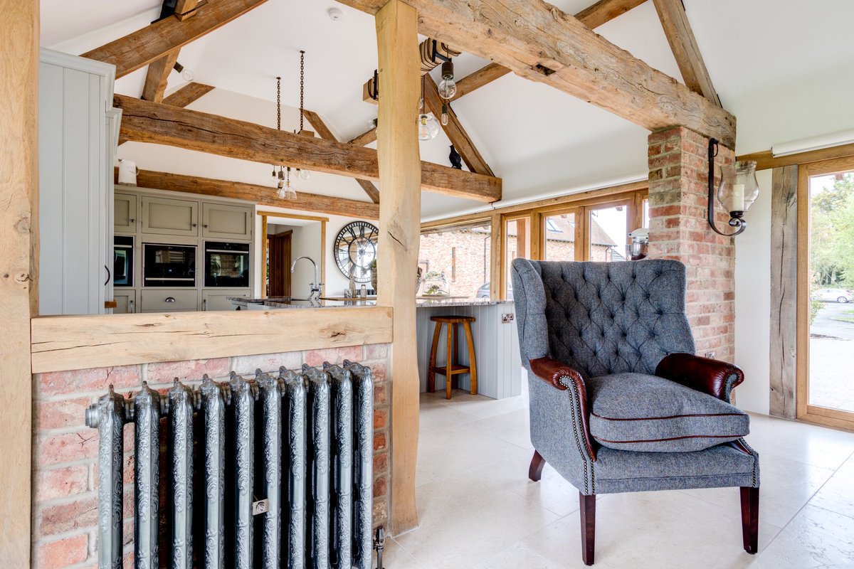 pictureproperty's tweet photo. https://t.co/mujSpDWoAg #property #PropertyPhotography #englishhomes #cotswolds #interiors #interiordesign #EstateAgents #realestatephotographer https://t.co/mlL7i9xsl6