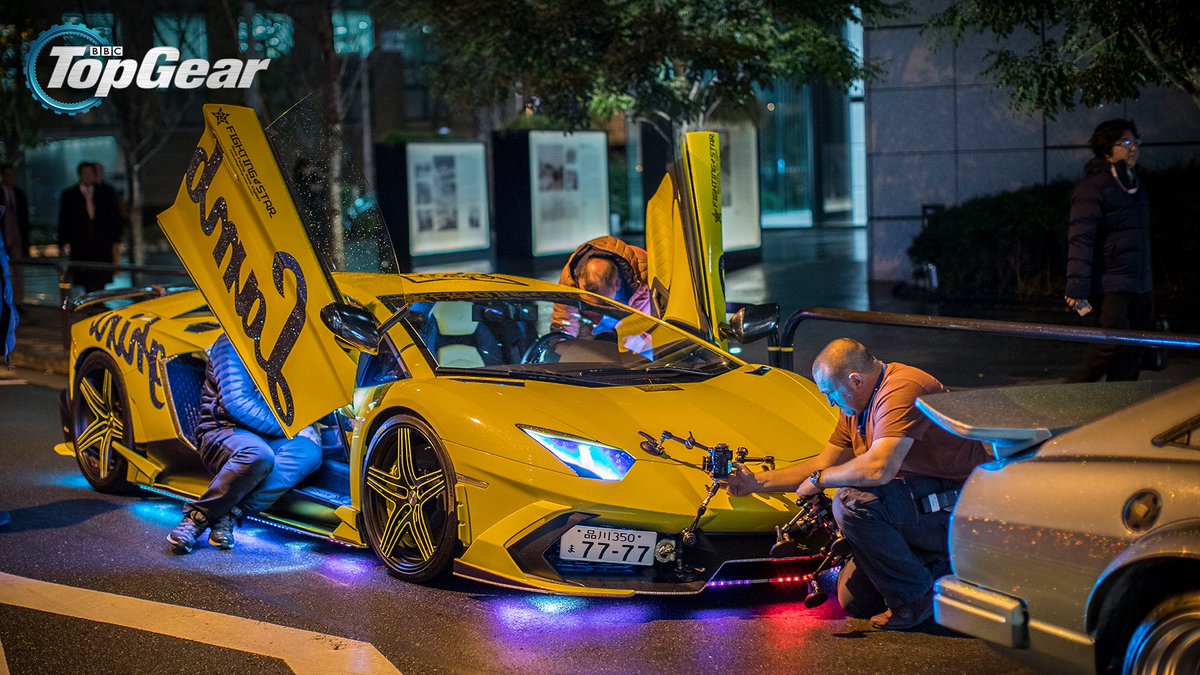 Light Show Lamborghinis In Tokyo Top Gear Heads To Japan Sunday 8pm On ctwo Amp Gt Amp Gt Top Gear Scoopnest