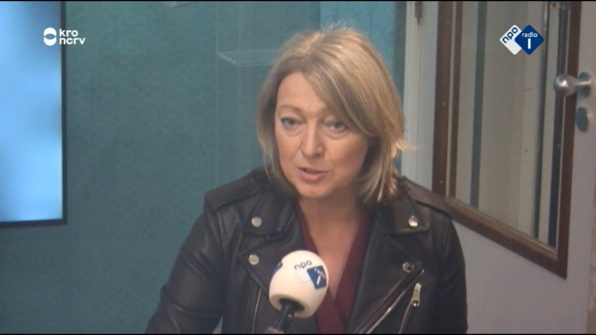 FME_NL's tweet photo. .@InekeDezentje op @NPORadio1 : "We hebben nog 15 dagen om samen met de overheid Trump ervan te overtuigen dat hoogwaardig NL staal een uitzondering moet vormen op de aangekondigde importheffingen." De VS heeft ons staal nodig. https://t.co/VwXWWQ7tJh