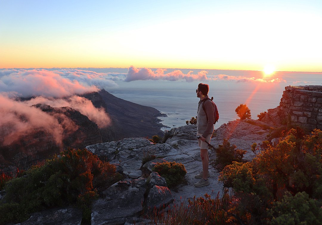TableMountainCa's tweet photo. How beautiful is the view of the mother city from the summits of Table Mountain? Thanks to our Instagram followers we get to share these incredible views with the rest of the word. Check them out here: https://t.co/8hJf5WJXjF

Image credit: @joeplatia https://t.co/UDtC0YOIwk
