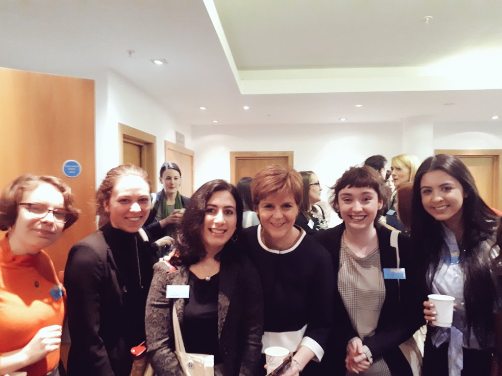 Saraamateis2's tweet photo. "Reading is particularly important for politicans. If more politicians read more fiction the world would be a better place". Thank you for your speech @NicolaSturgeon  #SYPVS https://t.co/212eHFOGzC