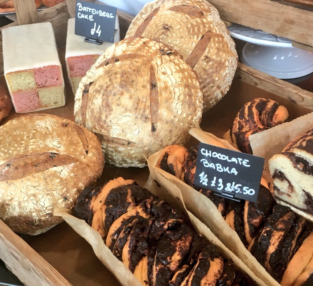 SBSkitchens's tweet photo. Spelt flour hot cross buns- part of our something for the weekend this week. https://t.co/gvROG4HEed