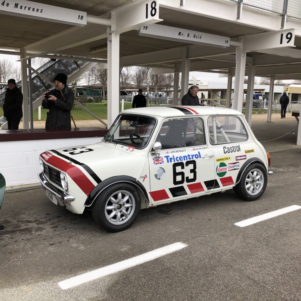 DickieMeaden's tweet photo. After last night’s dreadful news about @henryhopefrost the last place I wanted to be today was @GoodwoodMC. But you know what, if I hadn’t come HHF would have had a very stern word. So I’m here. Missing him terribly, but enjoying this little rocket in a suitably feverish manner https://t.co/aPkOlfYFxm