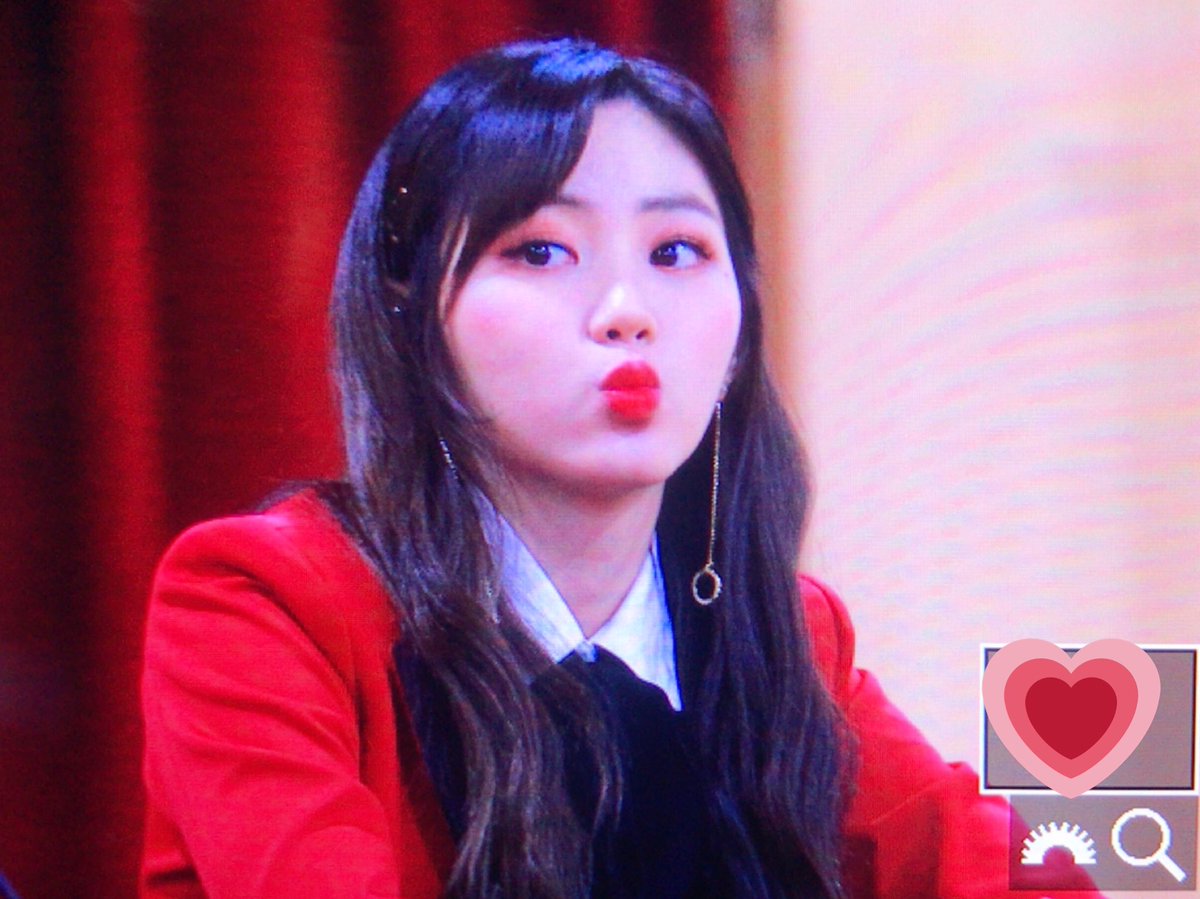 20000106net's tweet photo. 180309 영등포 팬싸인회 #씨엘씨 #CLC #권은빈 https://t.co/jUujTVdLJM