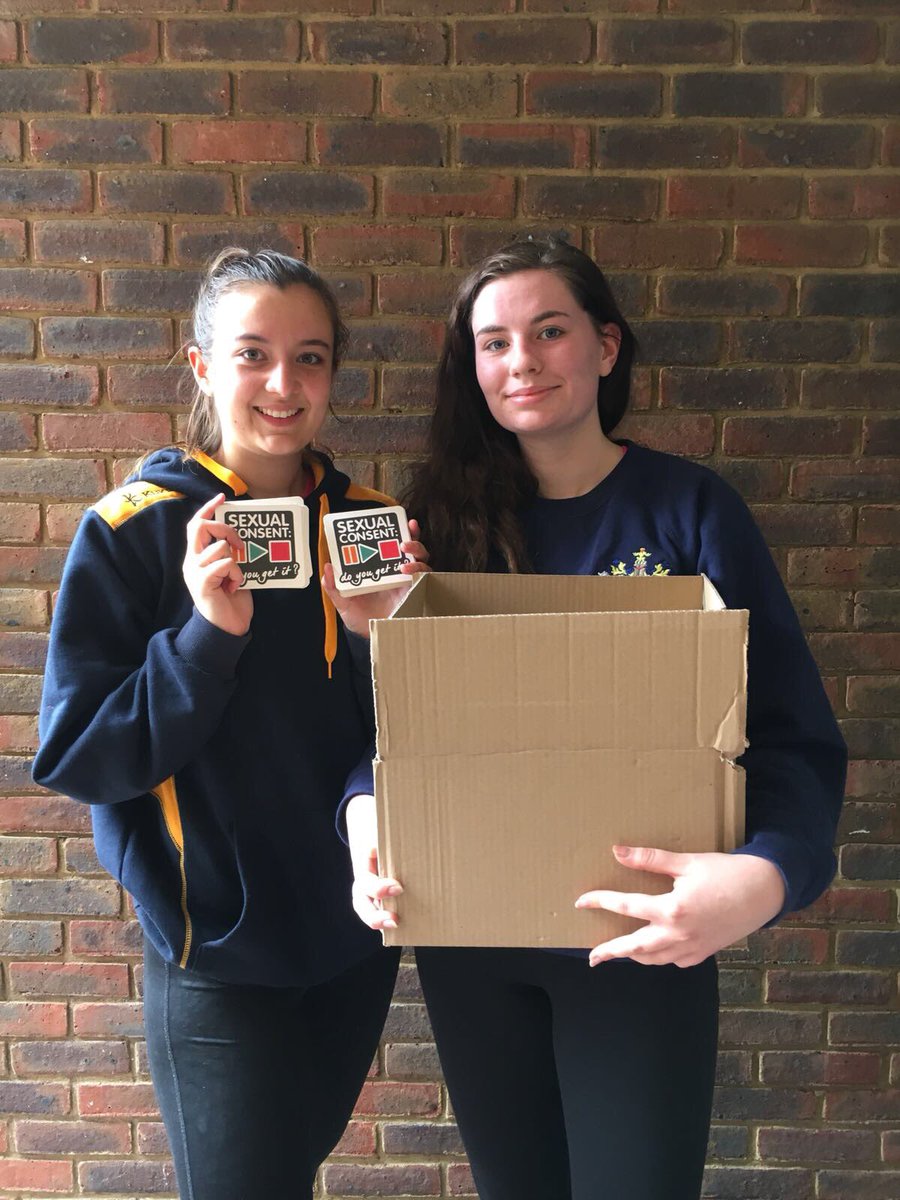 QMULNetball's tweet photo. Have you got your free #pauseplaystop beer may yet? #consentweek #qmul #qmn https://t.co/moa1mGO8LU