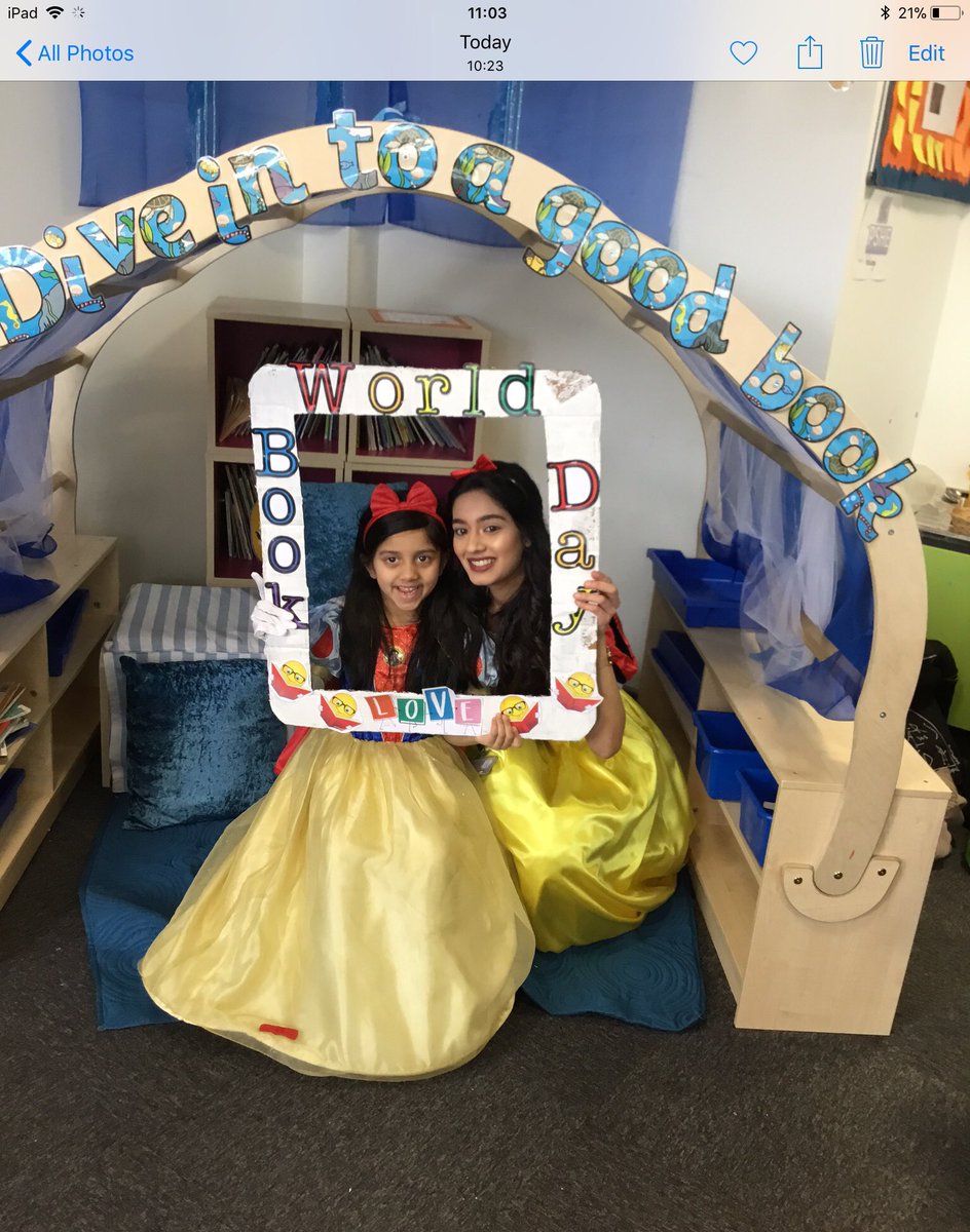 Snow White met some friends <a href="/sulayman_isa/">Sulayman</a> <a href="/s_mogradia/">Mrs_Mogradia 🌟</a> <a href="/OliveTreeBolton/">Olive Tree Primary</a> <a href="/AfifaPatel3/">Afifa Patel</a>