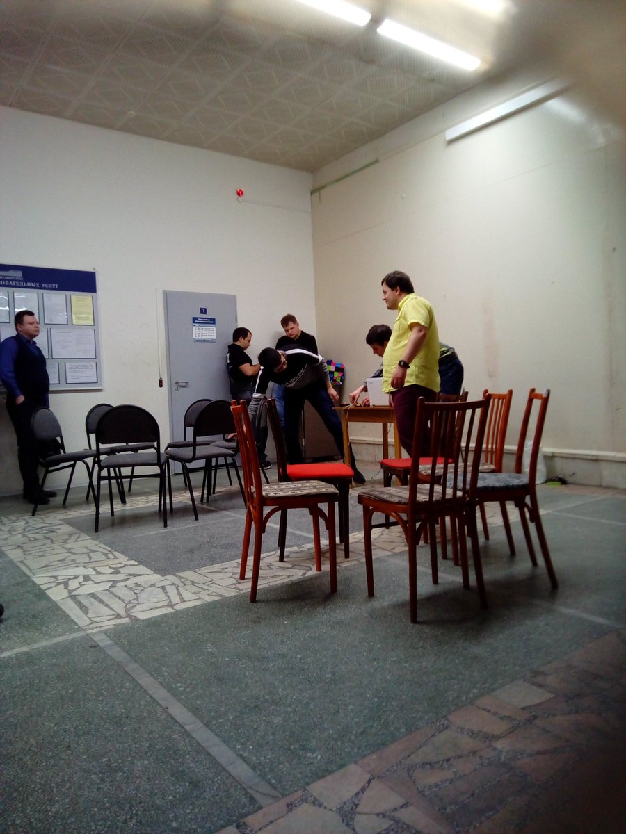 2l_grams's tweet photo. Сегодня ты играешь Брейн без столов, а завтра смотришь ЧГК без Друзя #umind https://t.co/YTNvXT7yWc