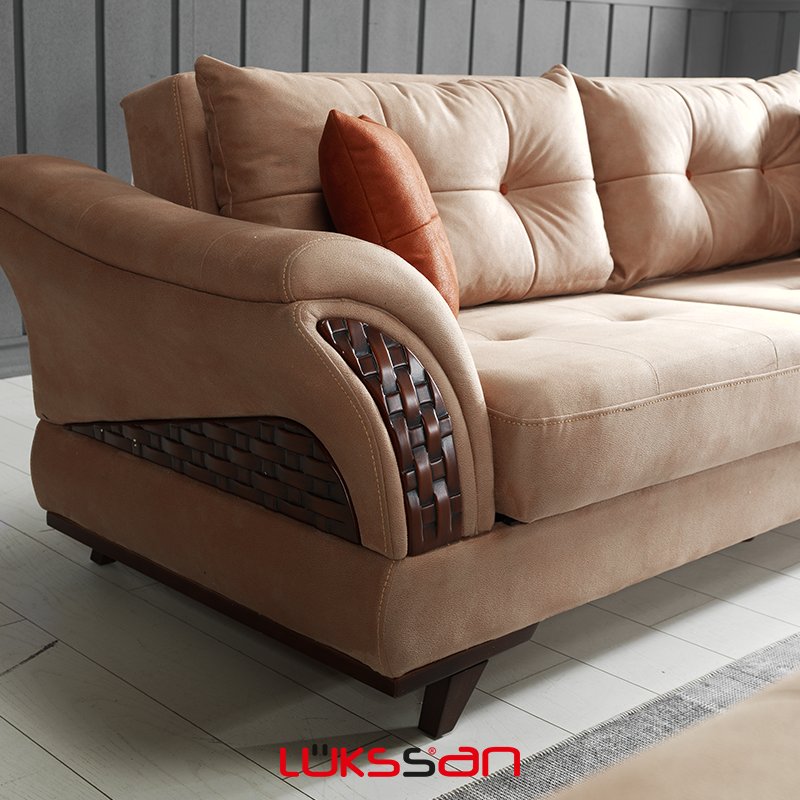 Fark yaratan, göz alıcı modern tasarımı ve lüks kumaş serisiyle evinizde güzelliğin ötesindeki lüksü yaşayacaksınız. 
Twin Exclusive Takım

#lükssan #mobilya #gözalıcı #tasarım #twin #exclusive #berjer #tasarım #furniture #kanepe #koltuk