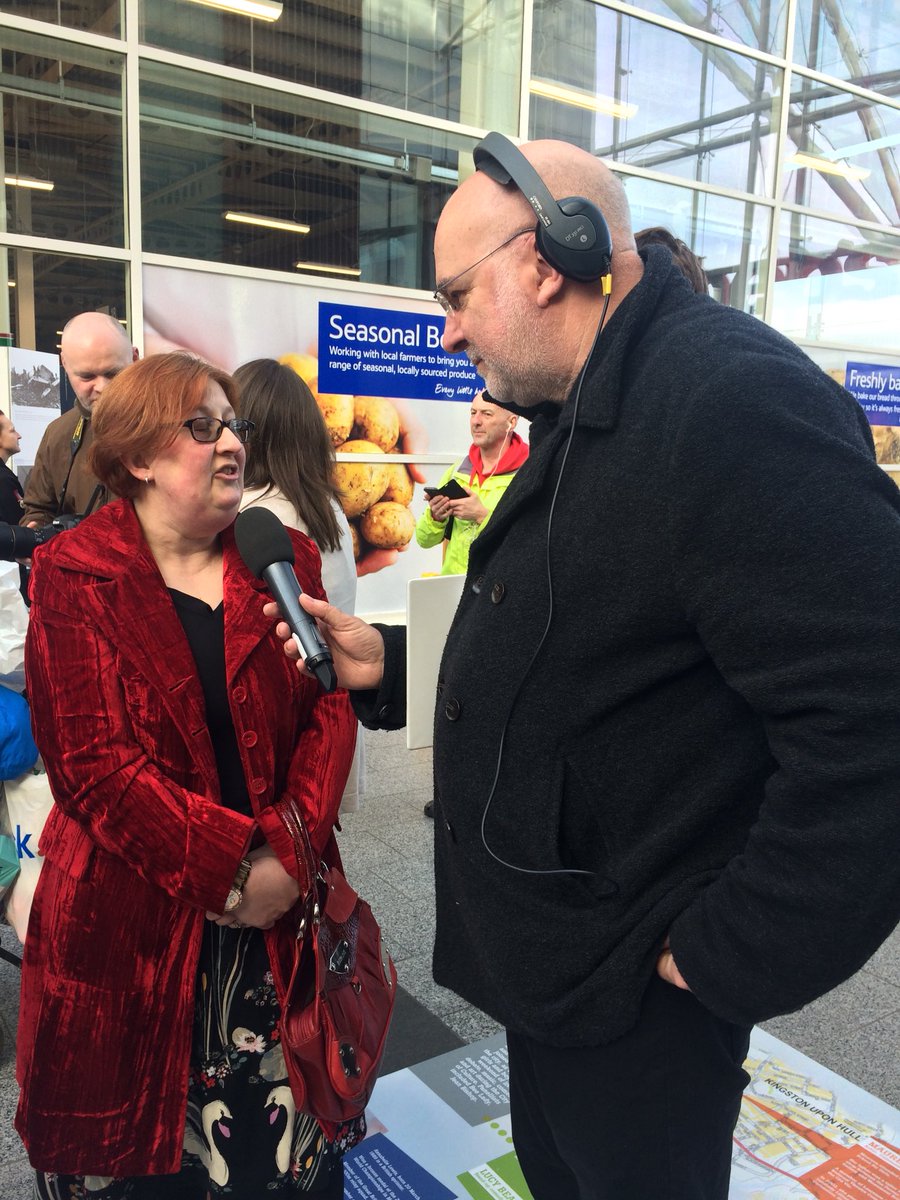 RadioHumberside's tweet photo. We’re talking to the only woman that’s ever sat in #Jason on @bbcburnsy as Hull’s great and good cut the cake 🍰 #AmyJohnson https://t.co/o7fMtwD7lf