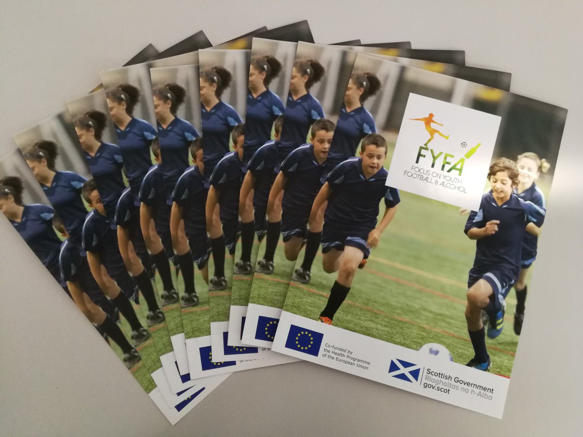 fyfaproject's tweet photo. FYFA project partners are discussing the project's progress and planning future activities. #FYFAlcoholYouth https://t.co/L8hNvzdzDo