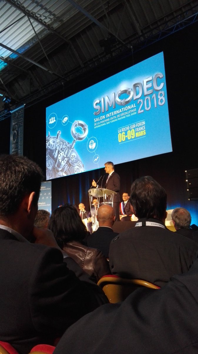 EstelleB73's tweet photo. Des entreprises représentatives de la dynamique de croissance en Haute Savoie. Et le soutien de la région en +. Un #simodec18  riche de contacts pour votre futur contract manager.Vivement les rencontres #emploi ce jour https://t.co/LzqgzfTZy0