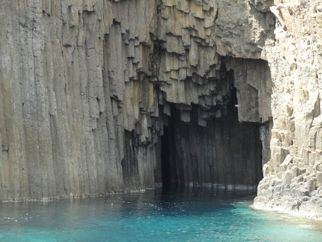 TraveltoMilos's tweet photo. Glaronisia, #Milos https://t.co/Vw7YPgcBL2  #TraveltoMilos #Glaronisia #Cyclades #holidaygr, passion for ☼ #Greece https://t.co/dcD3vz800B