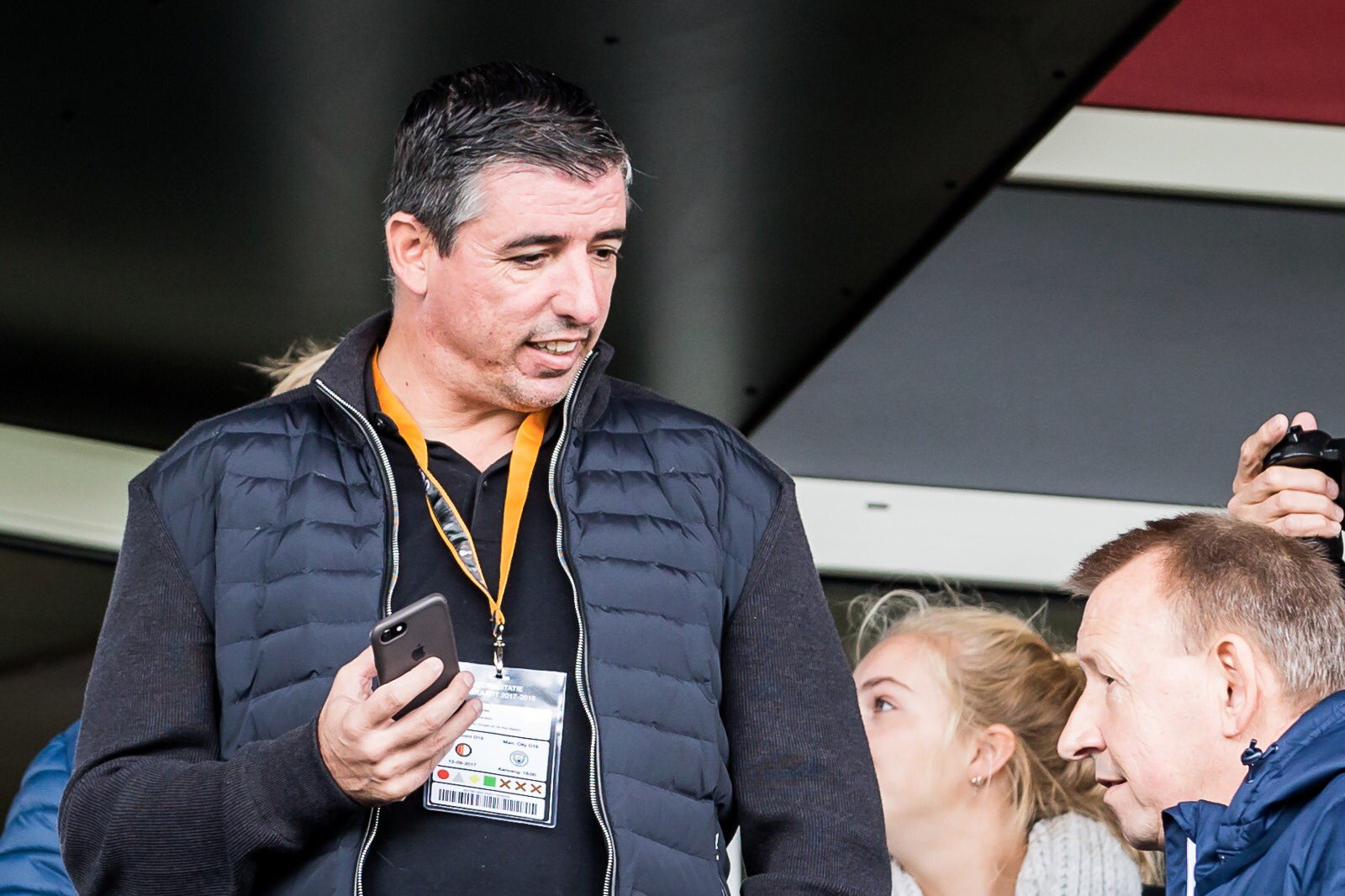 Wasserman wishes Roy Makaay (former player of ao   a Happy Birthday! 