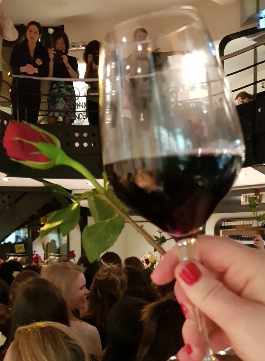 Amélie Nollet ❦ tweet media