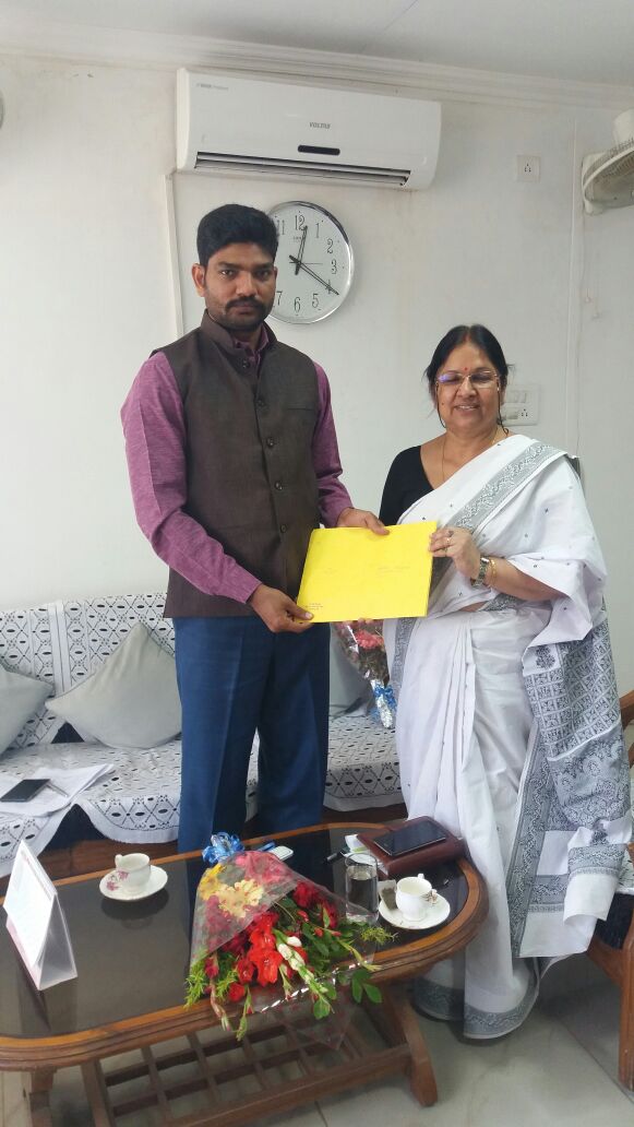 abuimranias's tweet photo. Another Historic Day !!
Bulk pay fixation of 84 (83 class 3 staff) done.
45 of them have already left for their heavenly abode long way back and their pay fixation has been pending so far. #PayFixation https://t.co/kFiHtMjFVM