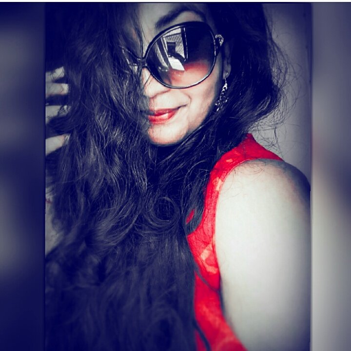 MonaliCute's tweet photo. #NewProfilePic A 🙆  SunShine 🌻💫 Mixed 🙅with  a👸 little Hurricane💃💋
♥.. €¥£..♥ https://t.co/gKL9Cd3WM2