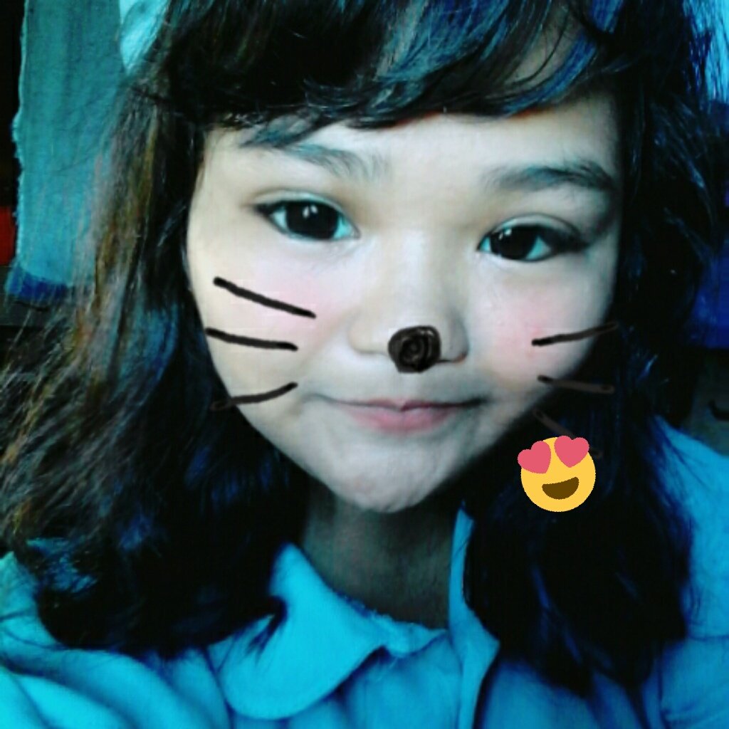AravelaArca's tweet photo. Cute #bangsislife https://t.co/bF25dtcR9h