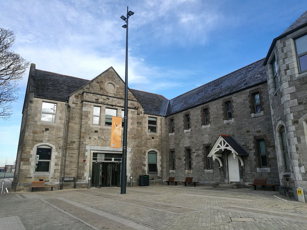 marmaladee's tweet photo. Home for the day @ditofficial Grangegorman for @GRADCAM workshop #CuratingConflict https://t.co/gqI09mkKV1