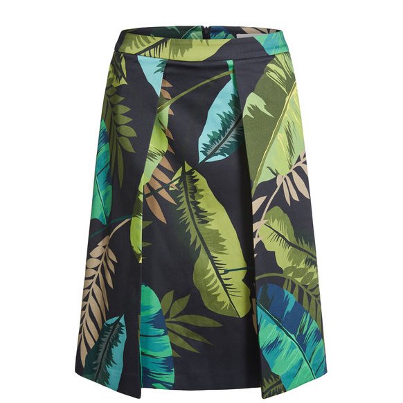 So many #beautiful #botanic prints in store and this #skirt from Oui's Paradise Collection is one of our favourites. Shop the full Oui range at O&C Butcher > bit.ly/2oP5l0n #suffolk #floralsforspring #aldeburgh #sping #womenswear #suffolkcoast #ladieswear #ss18