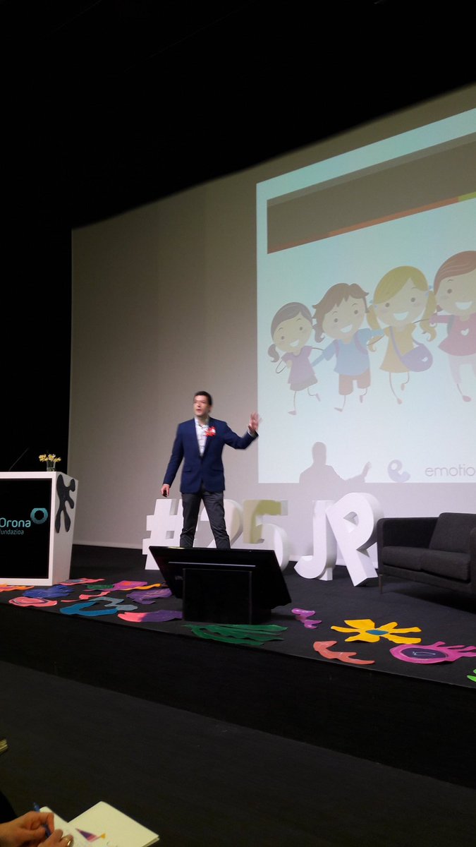AITORURIONDO's tweet photo. Jardunaldi pedagogikoak martxan #25jp @aritzanasagasti @EmotionalNet Gure ikastolako @axular_lizeoa zuzendaritza bertan @ikastola_aldizk https://t.co/zNtLhKdeqV