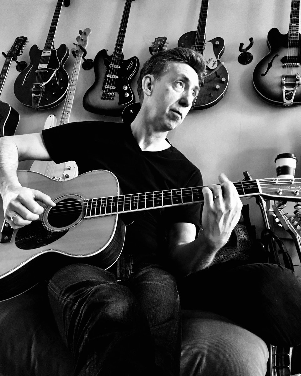 gofatboy's tweet photo. ....songwriting-day.
Have a Nice Weekend!
#fatboy #pegge #thomaspareigis #singer🎤 #guitarplayer #songwriter #newalbum https://t.co/D7Uol5Bl2h