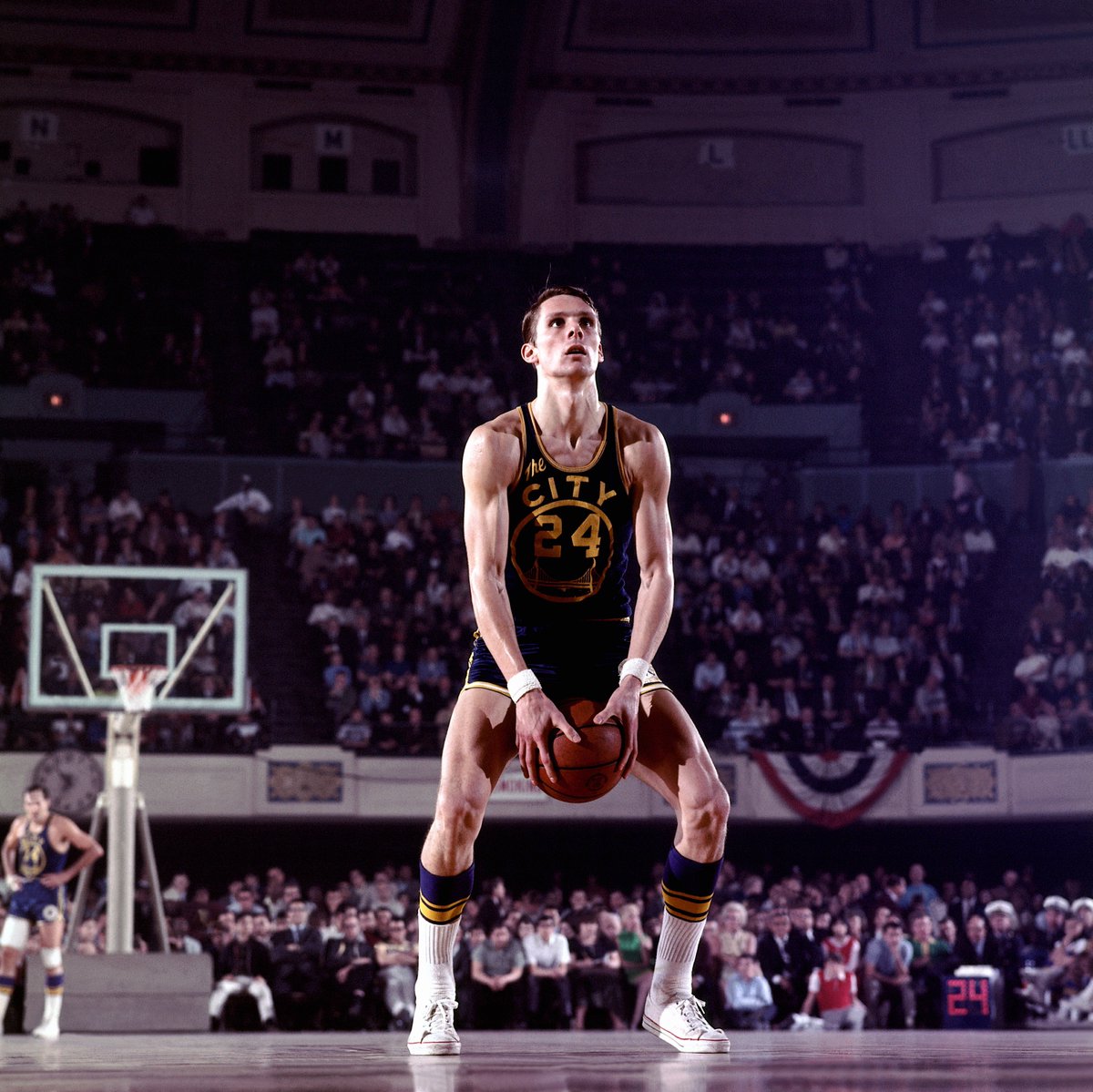 NBATornado's tweet photo. Rick Barry. https://t.co/hPu9aYQLNB