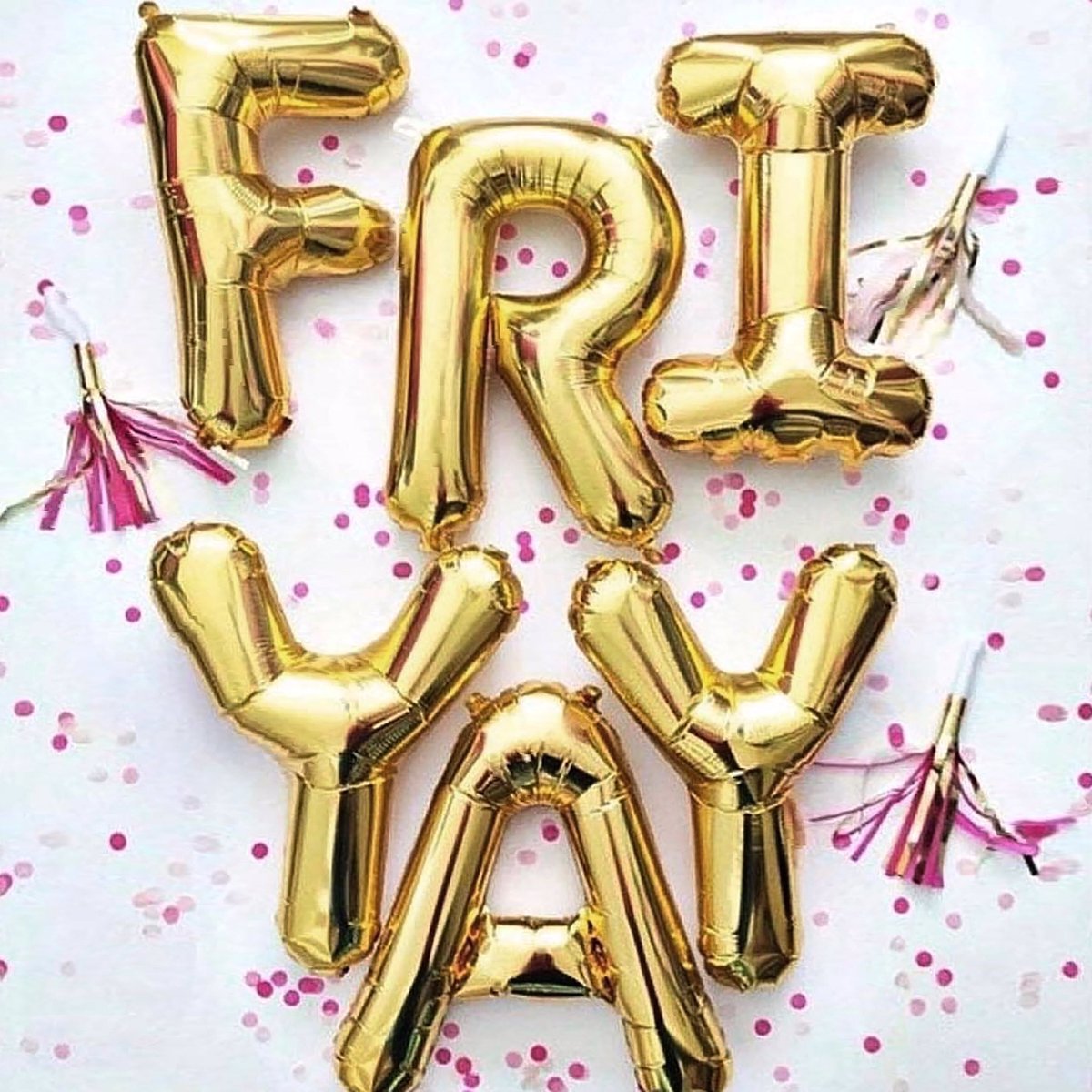 makersmarketmcr's tweet photo. It's #FRIDAY!.....
Just 2 more sleeps until our launch THIS SUNDAY 🚀 of #Warrington Makers Market!!! 
And we have an absolutely cracking line up for you!.... 
Queens Gardens
Palmyra Square
WA1 1BL
#Stocktonheath #Market #Food #Drink #Art #Craft #Vintage #Music https://t.co/tcRfiePNZI