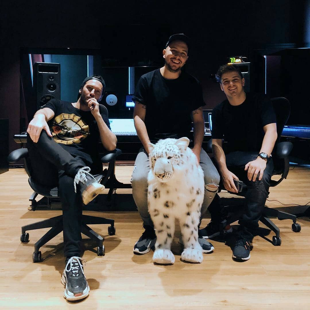 stmpdrcrds's tweet image. .@MartinGarrix and @MatisseSadko hanging out in the STMPD RCRDS studios. Which of their collabs is your favorite?