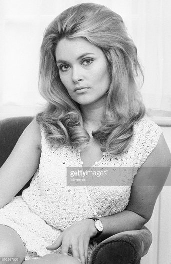 alexandra-bastedo-casino-royale