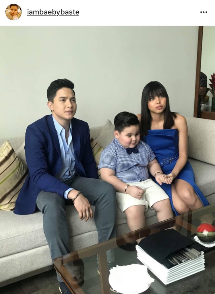 Parang pinatawag sa parent-teacher meeting dahil makulit na bibi. 😂

©️ iambaebybaste | IG
#ALDUBxMagnoliaSalesCon