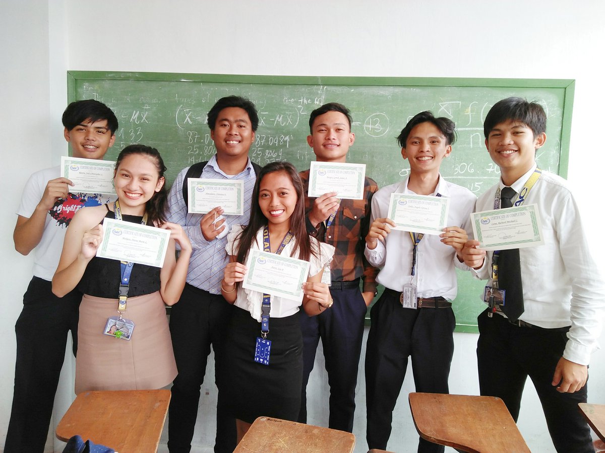 paleyaa's tweet image. "Nakatapos ng thesis na sa chat lang nag-gawa. 😂"
#teamBASIC
THESIS APPROVED!! 💯😊